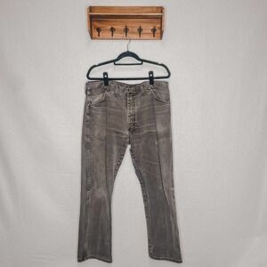 Wrangler | Black Classic Straight Jeans 38x30‎